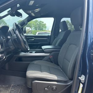 صورة مصغرة 32 لـ 2019 RAM 1500 BIG HORN