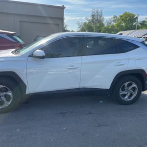 2022 Hyundai TUCSON SE 照片 4