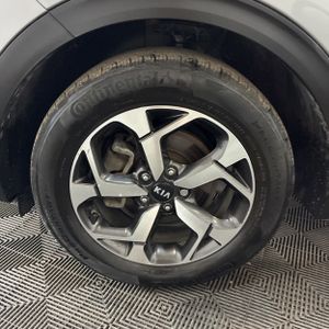 2022 KIA SPORTAGE LX thumbnail 17