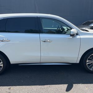 2017 Acura MDX SH-AWD W/TECH — миниатюра 11