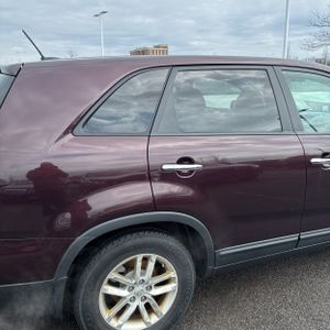 KIA SORENTO LX - 9