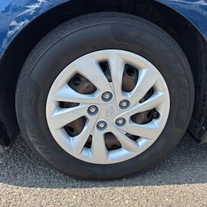 2019 Hyundai ELANTRA SE 缩略图 17