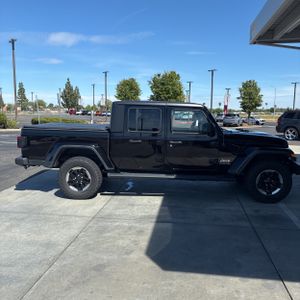 JEEP GLADIATOR OVERLAND - 10