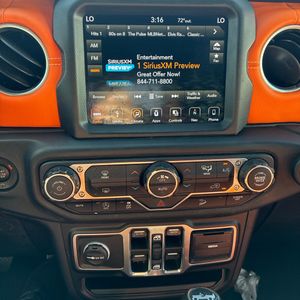 صورة 36 لـ 2018 JEEP WRANGLER UNLIMITED SAHARA