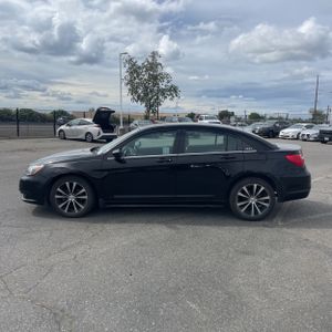 CHRYSLER 200 TOURING - 3