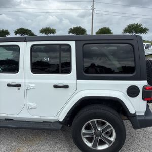 JEEP WRANGLER UNLIMITED SAHARA - 6