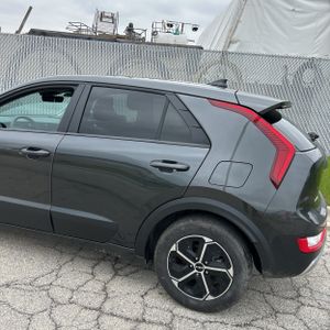 KIA NIRO LX - 6
