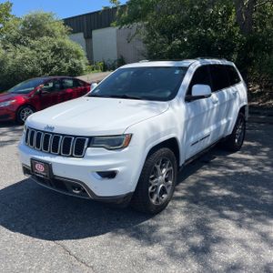 صورة 1 لـ 2018 JEEP GRAND CHEROKEE STERLING EDITION