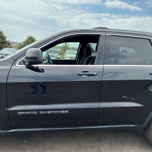 JEEP GRAND CHEROKEE LAREDO - 4