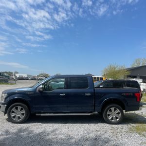 FORD F-150 LARIAT - 3