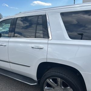 CADILLAC ESCALADE LUXURY - 5