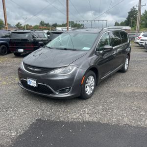 صورة 1 لـ 2019 Chrysler PACIFICA TOURING L