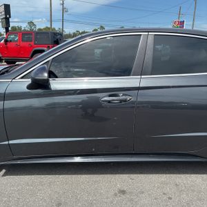 2021 Hyundai SONATA LIMITED 照片 4