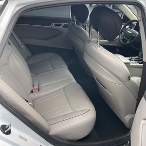 صورة مصغرة 34 لـ 2015 Hyundai GENESIS 3.8L