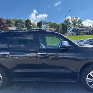 2010 Toyota SEQUOIA PLATINUM 照片 11