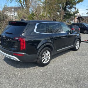 KIA TELLURIDE LX - 8