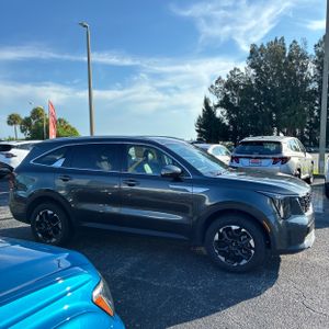 2024 KIA SORENTO S 照片 10