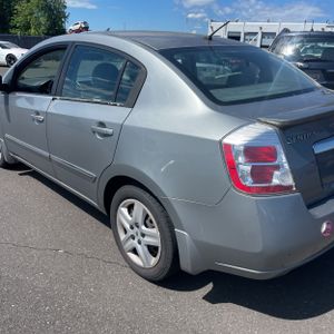 NISSAN SENTRA 2.0 S - 6