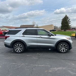 FORD EXPLORER ST-LINE - 10