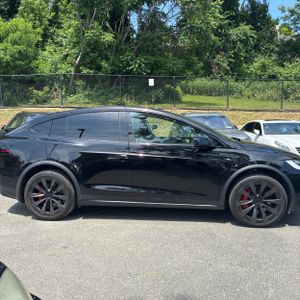 TESLA MODEL X PLAID - 10