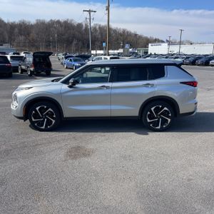 MITSUBISHI OUTLANDER SE 2.5 S-AWC - 3