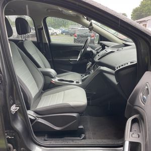 صورة مصغرة 33 لـ 2016 FORD ESCAPE SE