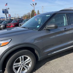 FORD EXPLORER XLT - 2