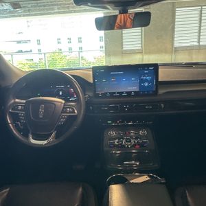 2023 Lincoln NAUTILUS STANDARD thumbnail 35