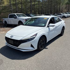 HYUNDAI ELANTRA SEL - 1