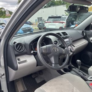 2011 Toyota RAV4 BASE — миниатюра 35