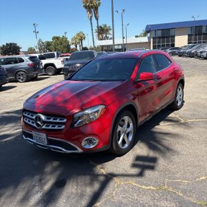 2020 Mercedes-BENZ GLA photo 1