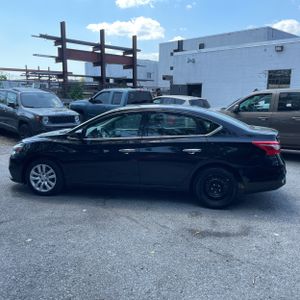 NISSAN SENTRA S - 3