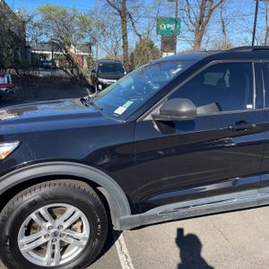 FORD EXPLORER XLT - 2