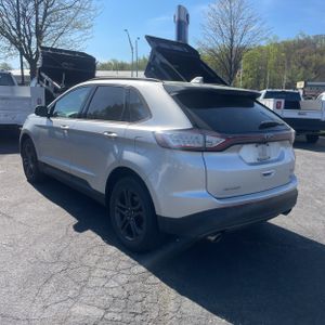 FORD EDGE SEL - 5