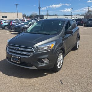 FORD ESCAPE SE - 1