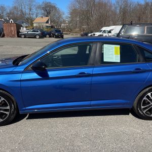 VOLKSWAGEN JETTA SPORT - 4