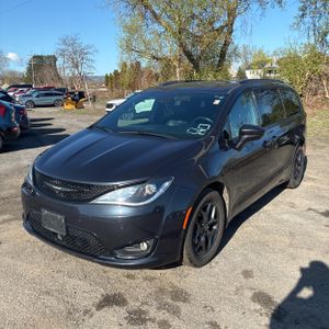 CHRYSLER PACIFICA TOURING L - 1