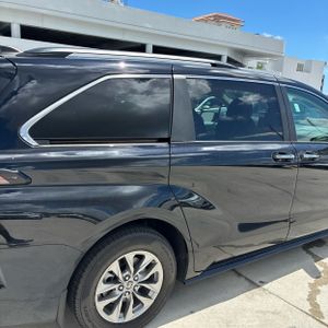 2025 Toyota SIENNA XLE 8-PASSENGER 照片 9