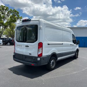 FORD TRANSIT 250 - 8