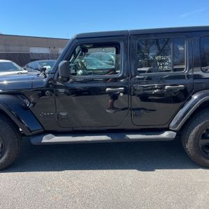 JEEP WRANGLER UNLIMITED SAHARA ALTITUDE - 4