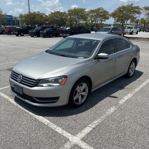 2013 Volkswagen PASSAT SE PZEV 照片 1