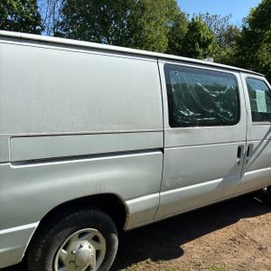 FORD E-SERIES E-150 - 9