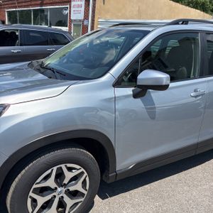 2023 Subaru FORESTER PREMIUM — фото 2
