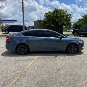 FORD FUSION SE - 10