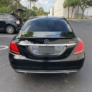 MERCEDES-BENZ C-CLASS - 7