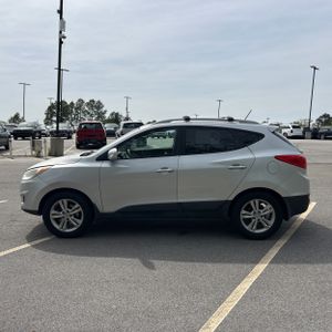 HYUNDAI TUCSON GLS - 3