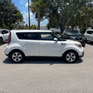 2019 KIA SOUL BASE photo 10