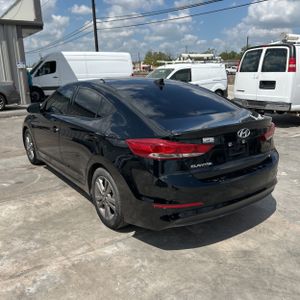 HYUNDAI ELANTRA SEL - 5