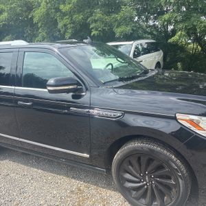 صورة 13 لـ 2021 Lincoln NAVIGATOR RESERVE
