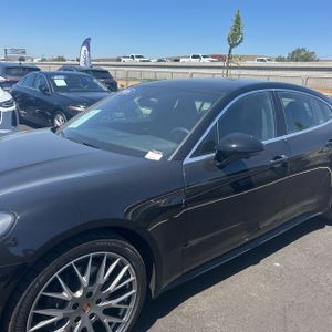 صورة 2 لـ 2026 Porsche PANAMERA